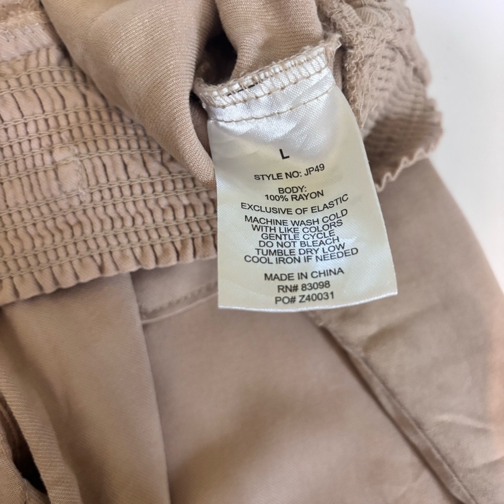 Ci Sono Beige Textured Pants - Picture 5 of 10